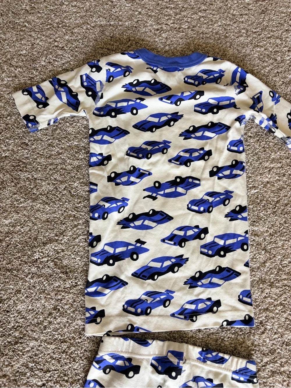 Hanna Andersson White and Blue Car-Print Kids Pajama Set